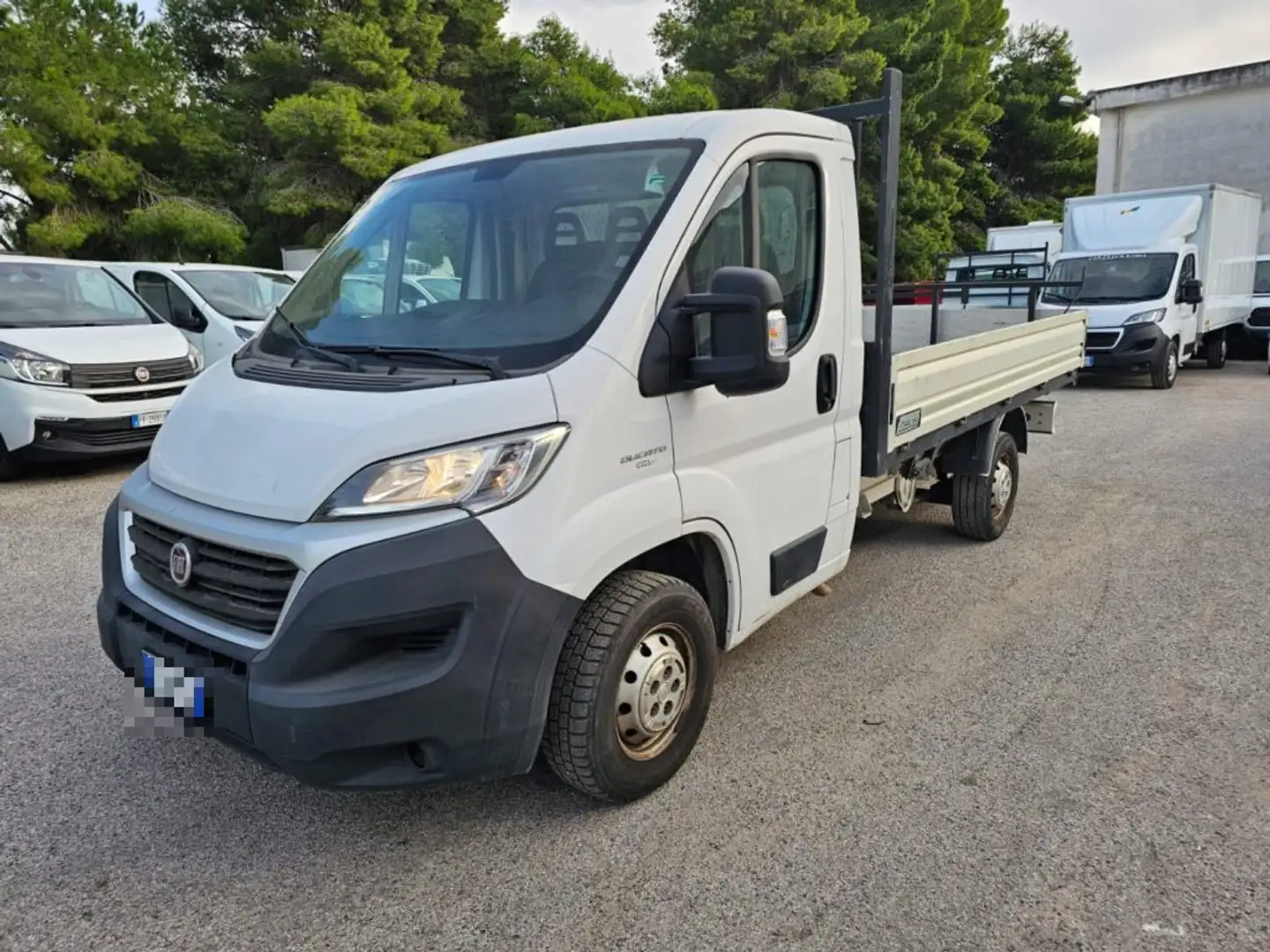 Fiat Ducato 35 2.3 MJT 130CV CASSONE FISSO Blanc - 1