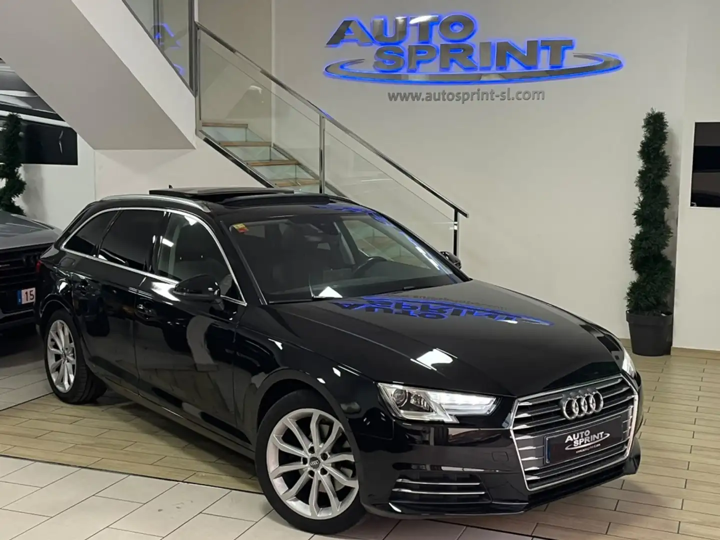 Audi A4 Avant 2.0TDI CD S line ed. 150 Mult. Negro - 1