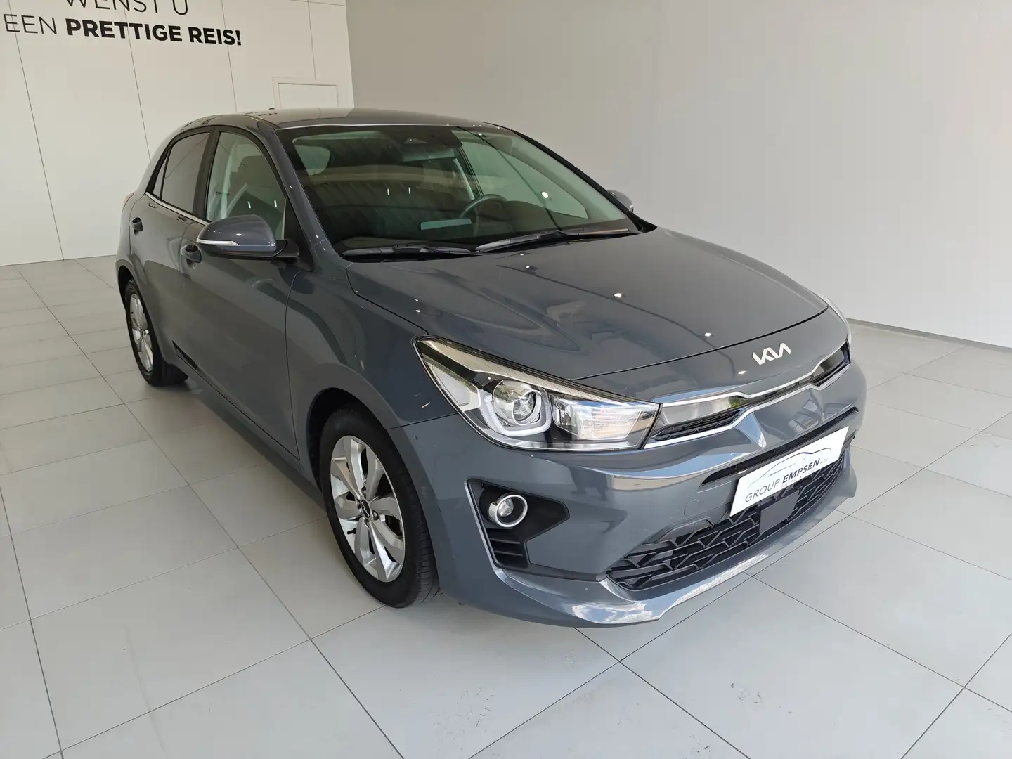 Kia Rio Rio 1.0 Pulse 100 Gris - 2
