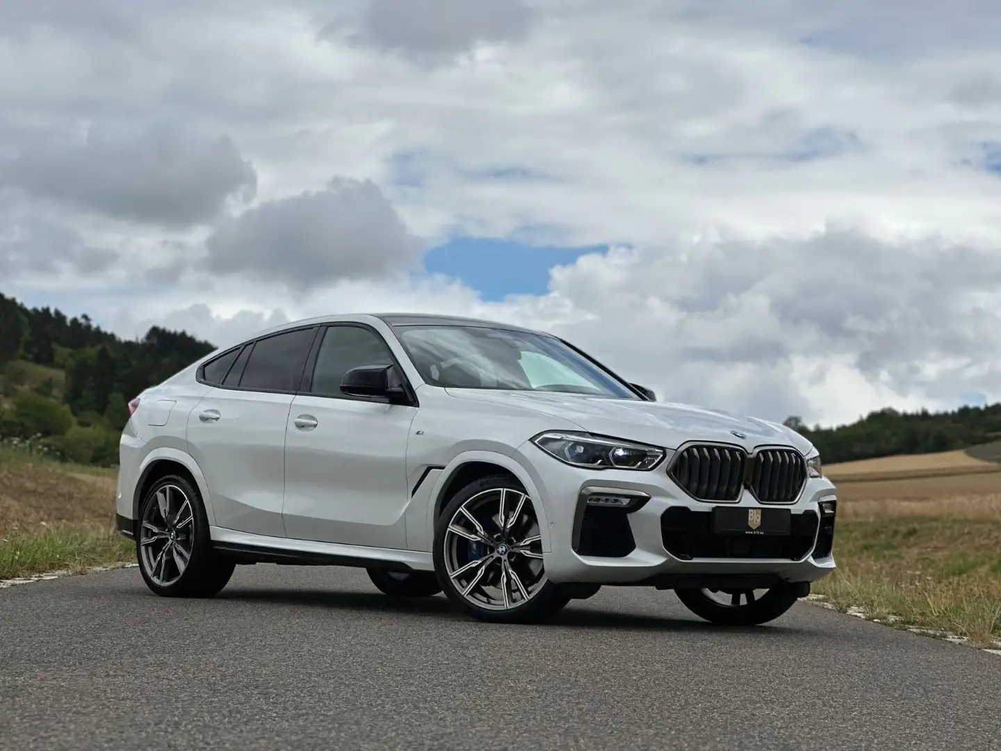 BMW X6 M50 d/Iconic Glow/Indivudual/Laser/HUD/HKL7/ Weiß - 2
