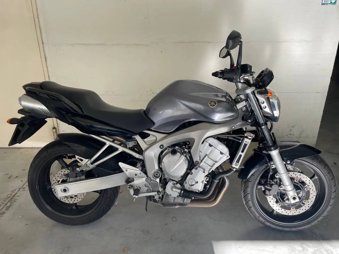 Yamaha FZ6 Azul - 1