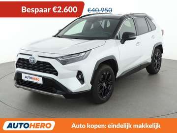 2.5 Hybrid 4x2 Style
