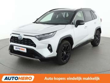 2.5 Hybrid 4x2 Style