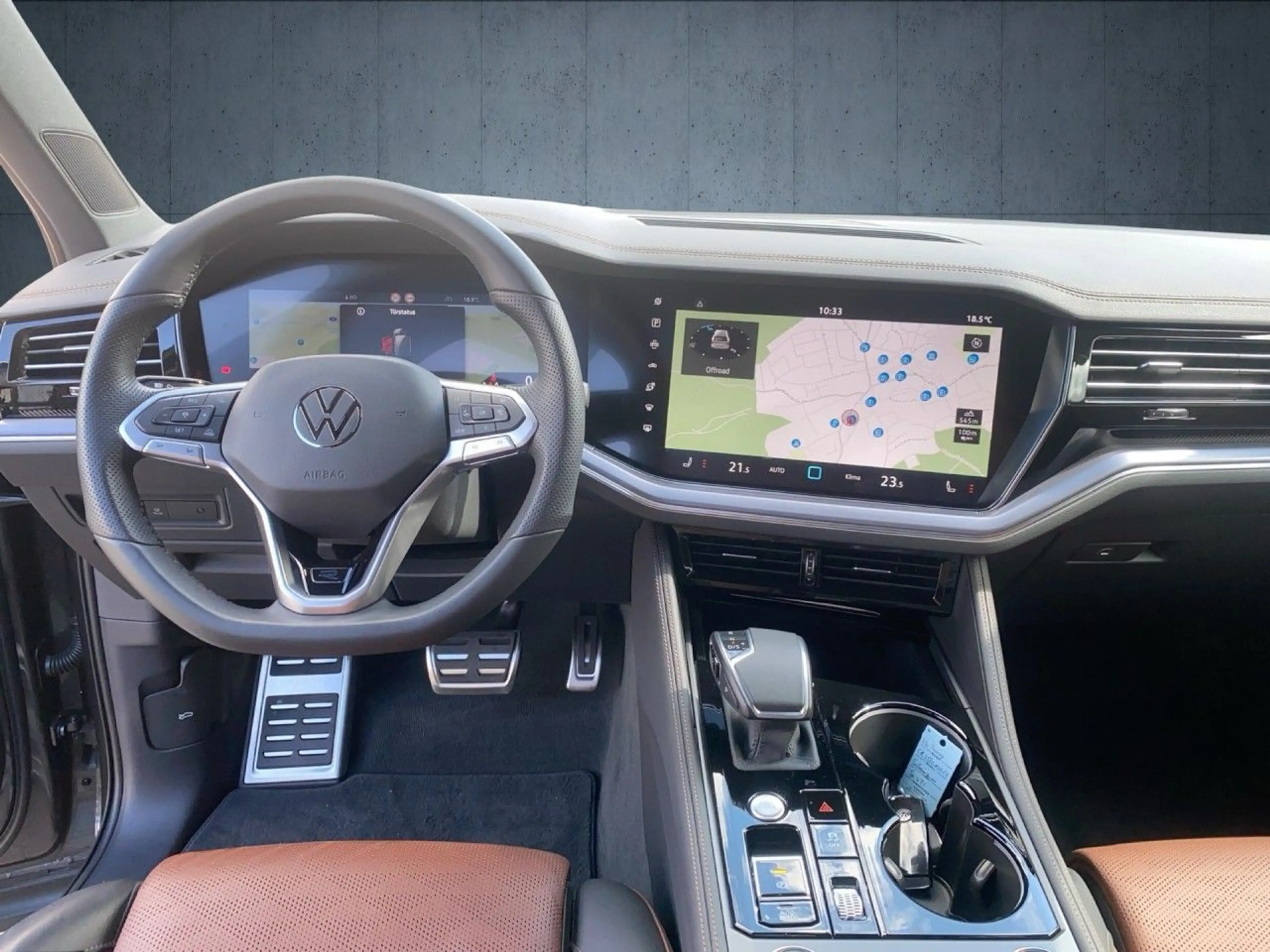 Volkswagen Touareg R-Line 3.0l TDI DSG 4M R-Line AHK — photo 12