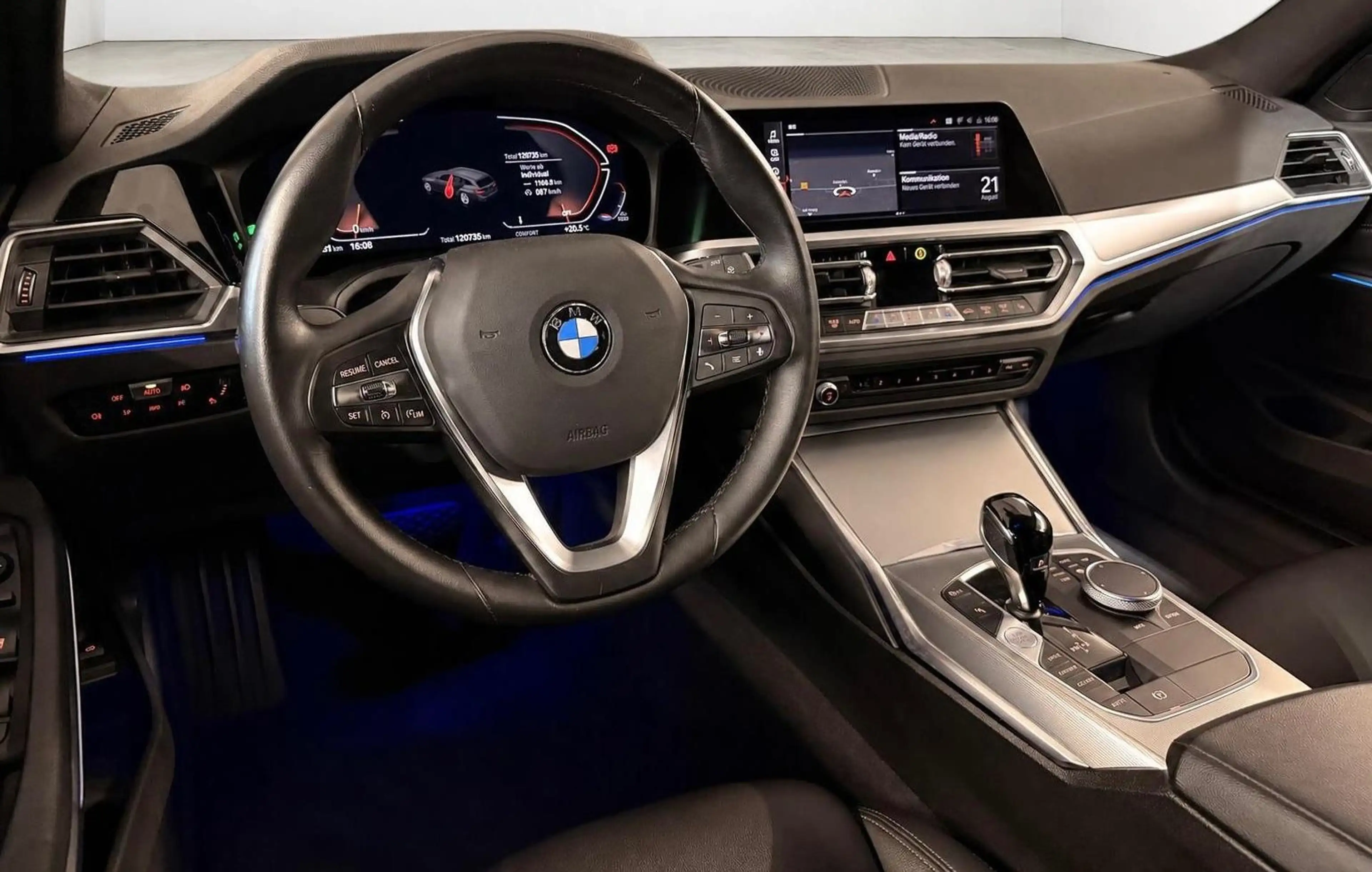 BMW 320 d xDrive Sport Line PANO/AHK/LEDER/KAMERA — photo 9