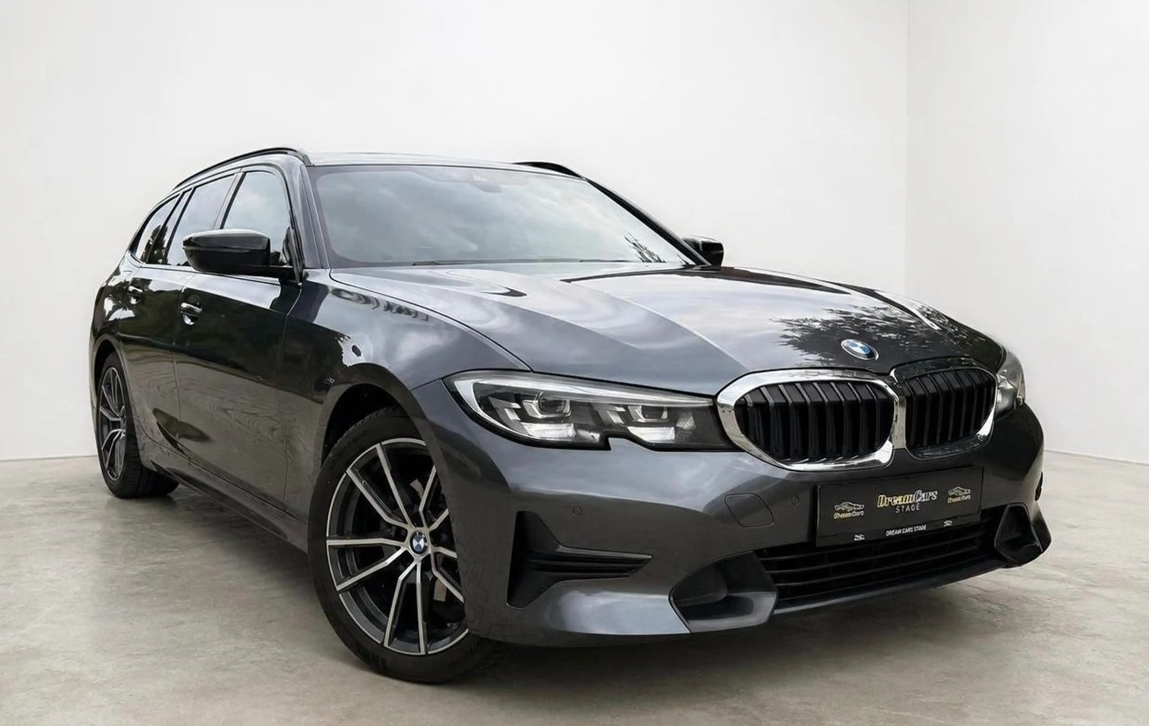 BMW 320 d xDrive Sport Line PANO/AHK/LEDER/KAMERA — photo 7