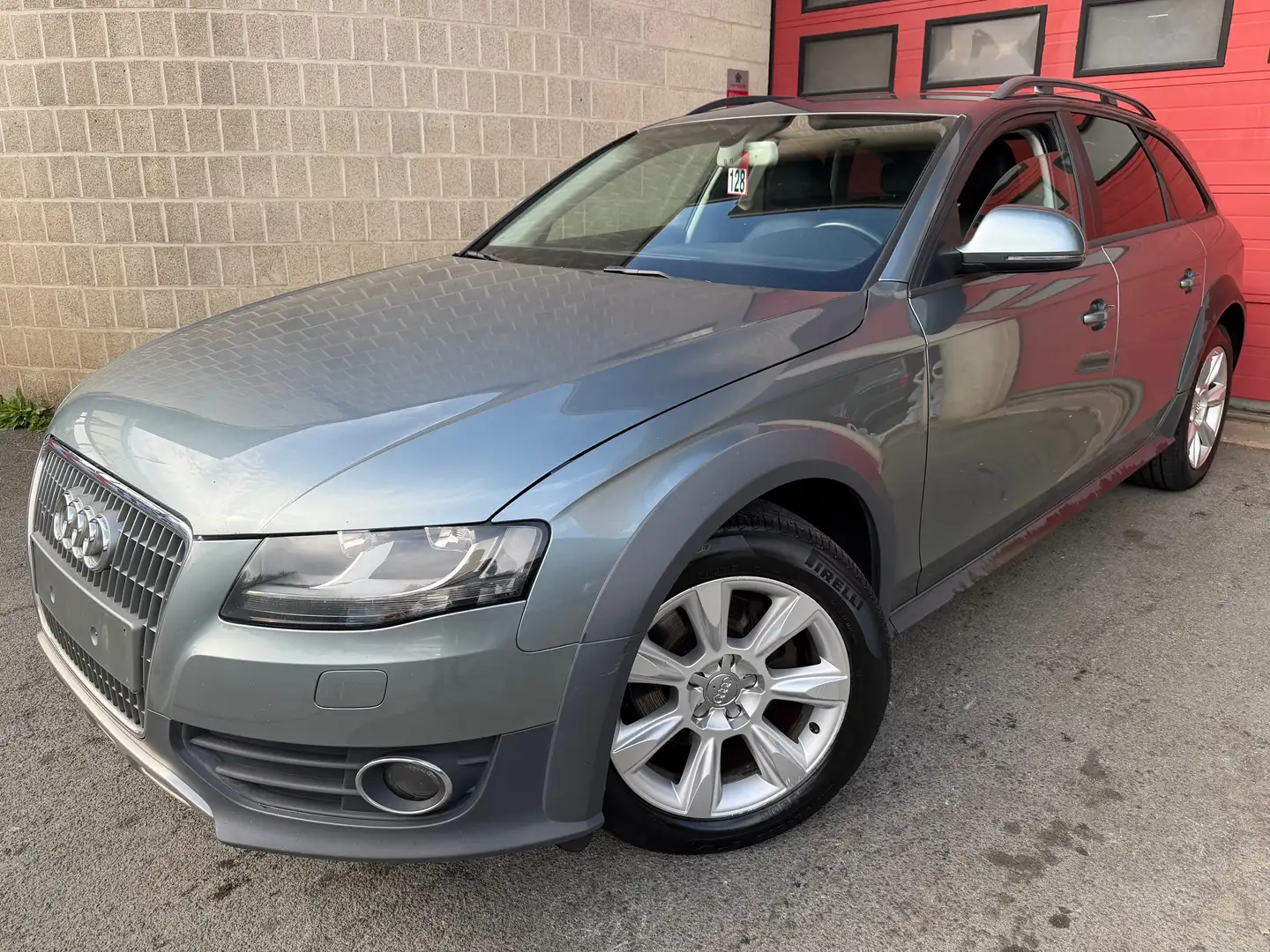 Audi A4 allroad 2.0 TDi Quattro DPF + CUIR + NAVI Gris - 1