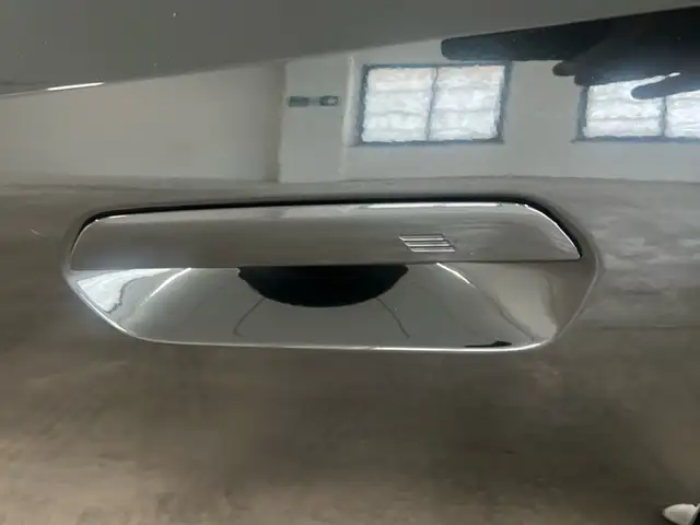 BMW 2 Series view 12
