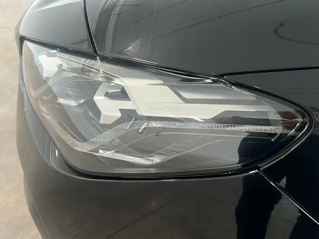 BMW 2 Series view 10