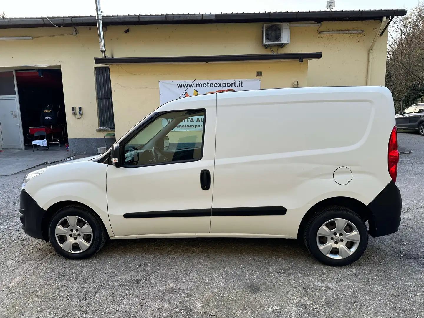Opel Combo 1.6 CDTI Wit - 2