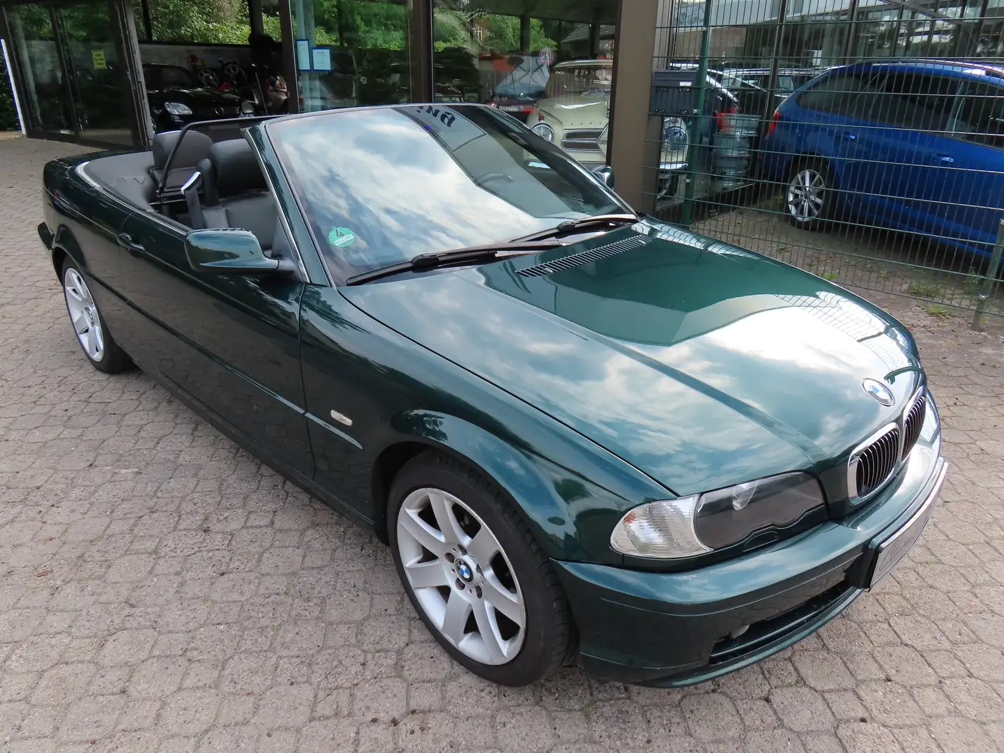 BMW 320 Ci Cabrio E46 *unverbastelt*Scheckheft*Xenon*MFL* Vert - 1