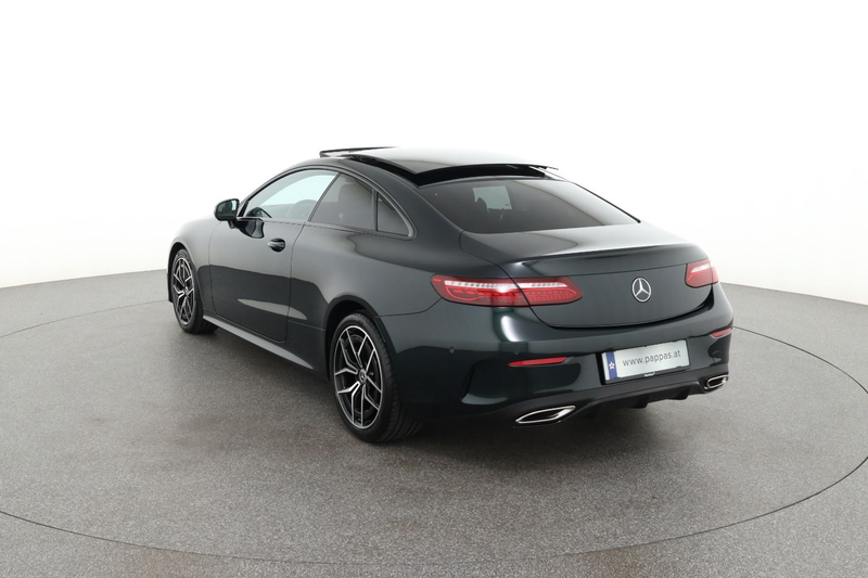 Mercedes-Benz E 200 4MATIC Coupé — photo 6