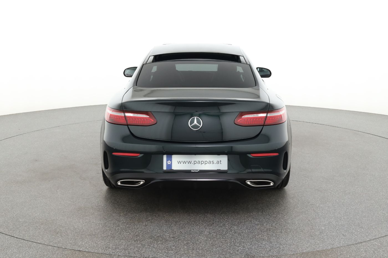 Mercedes-Benz E 200 4MATIC Coupé — photo 7