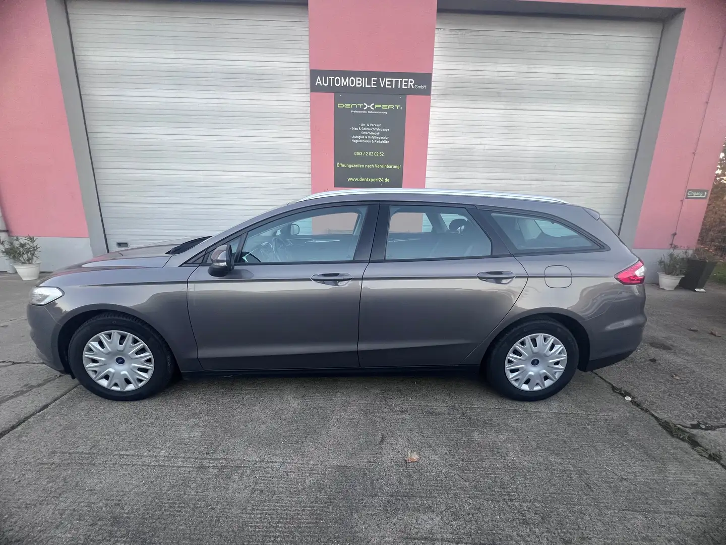 Ford Mondeo Trend Braun - 2