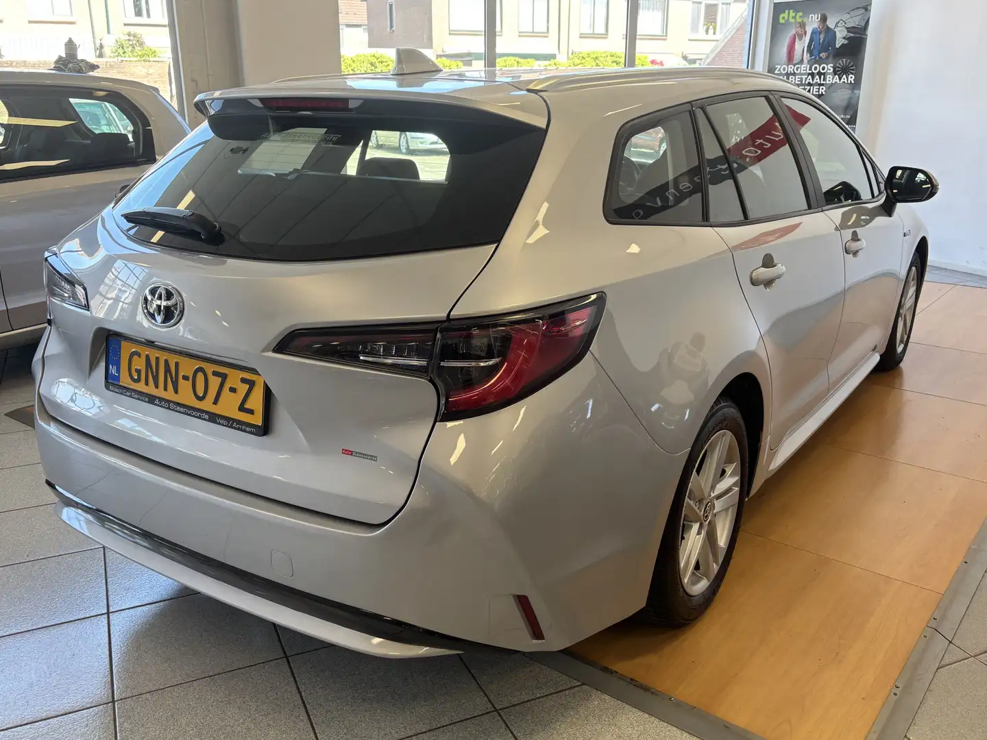 Toyota Corolla Touring Sports 1.8 Hybrid CARPLAY - NAVI - CAMERA Argent - 2