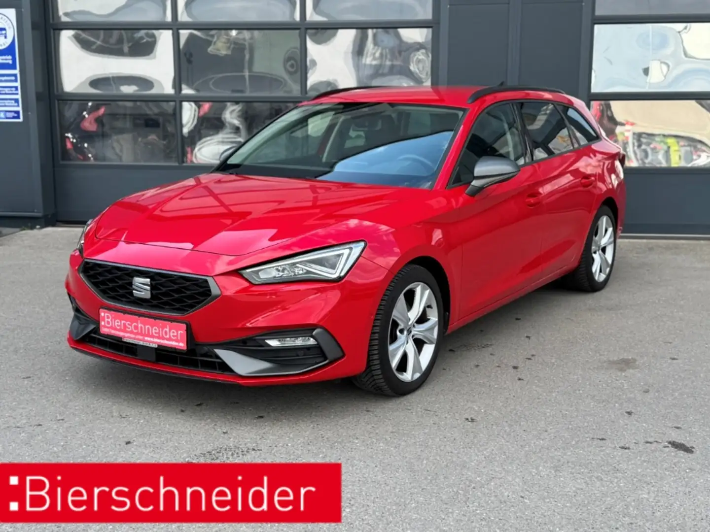 SEAT Leon Sportstourer 1.5 TSI FR LED NAVI PARKLENK GRA Rot - 1