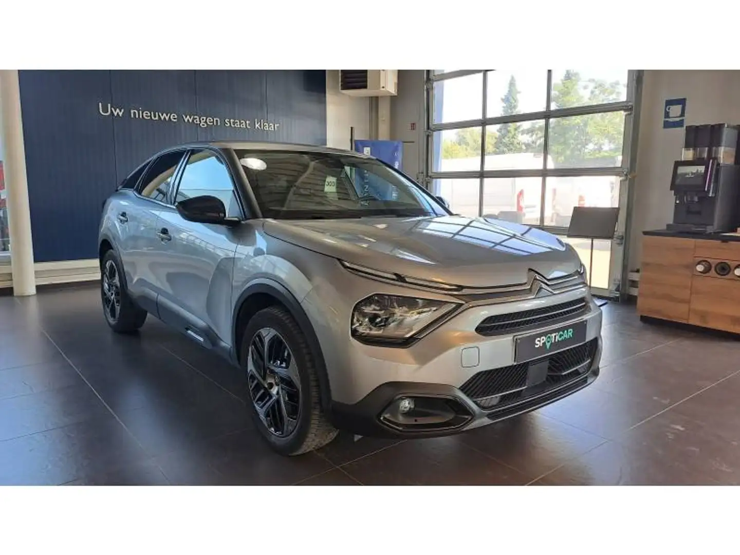 Citroen C4 3 1.2 PureTech 130 S&S MAN6 Shine Grijs - 1