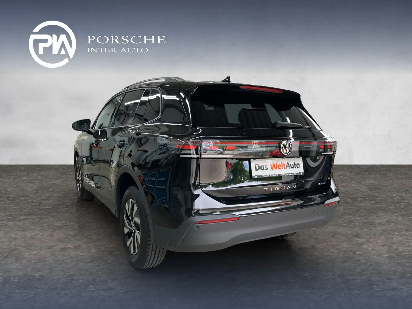 Volkswagen Tiguan Friends TDI 4MOTION DSG Schwarz - 2