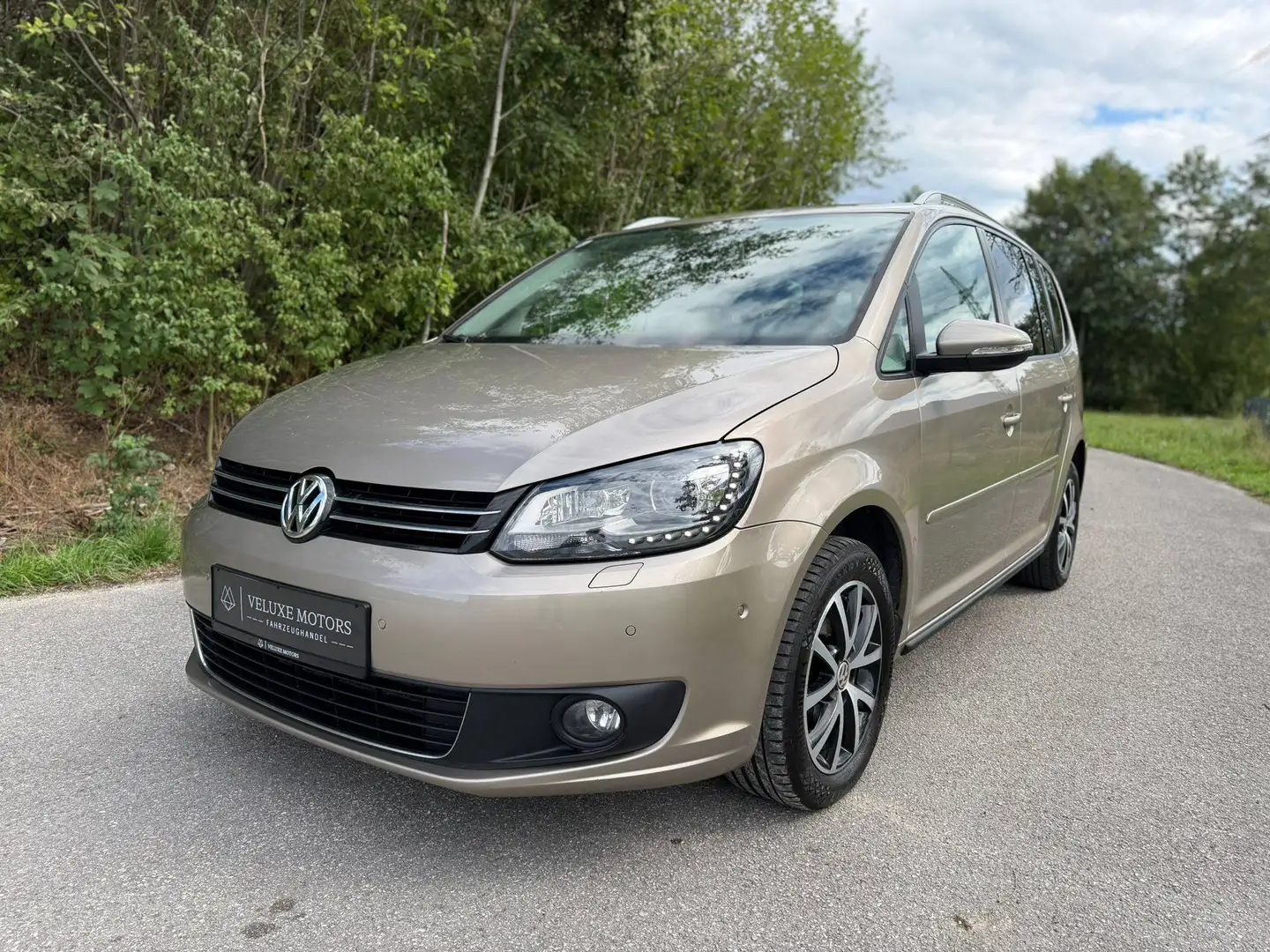 Volkswagen Touran Comfortline BMT Beige - 1