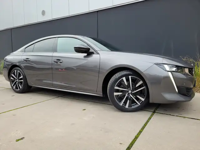 Peugeot 508 AUT. *GT-LINE*KEYLESS*APPLE CARPLAY*18"ALU*CAMERA*
