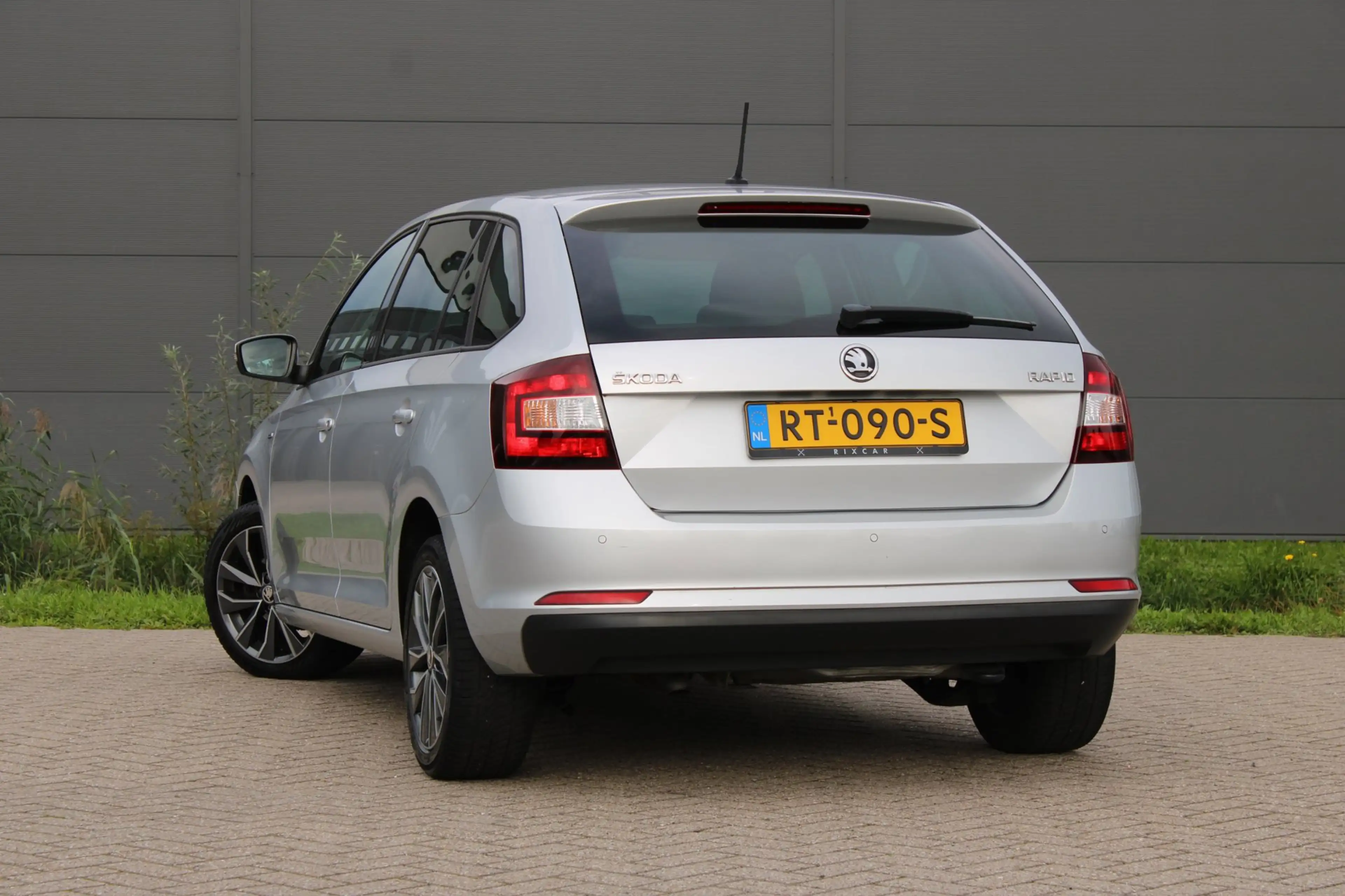 Skoda Rapid/Spaceback 1.0 TSI Drive Automaat Allseason Navi 1eEigenaar ! — photo 3