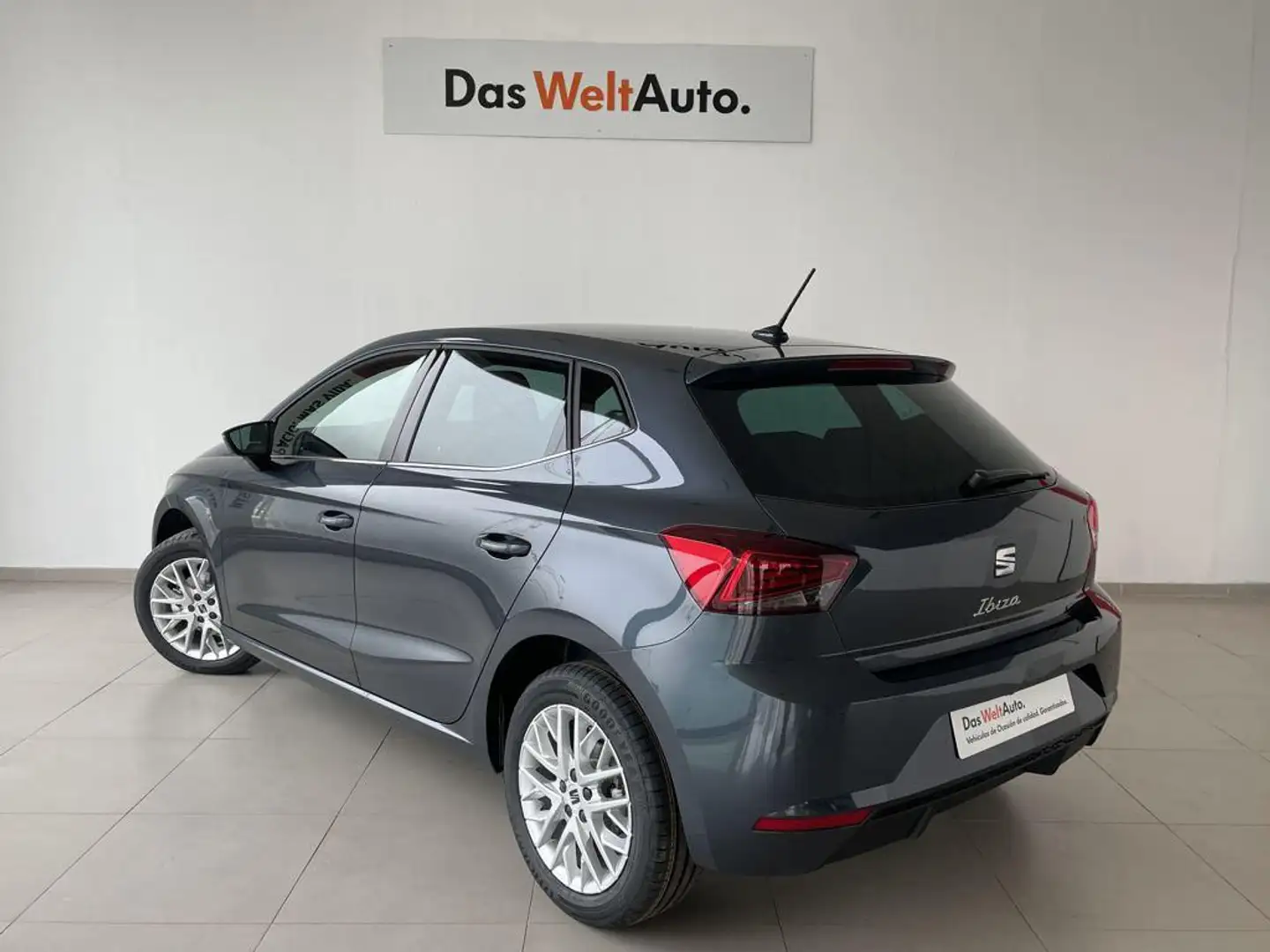 SEAT Ibiza 1.0 TSI S&S Special Edition 110 Gris - 2