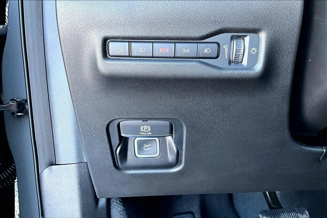 Jeep Cherokee снимка Jeep Cherokee