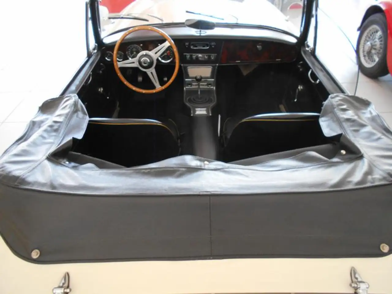 Austin-Healey 3000 Mk III BJ8, foto 11