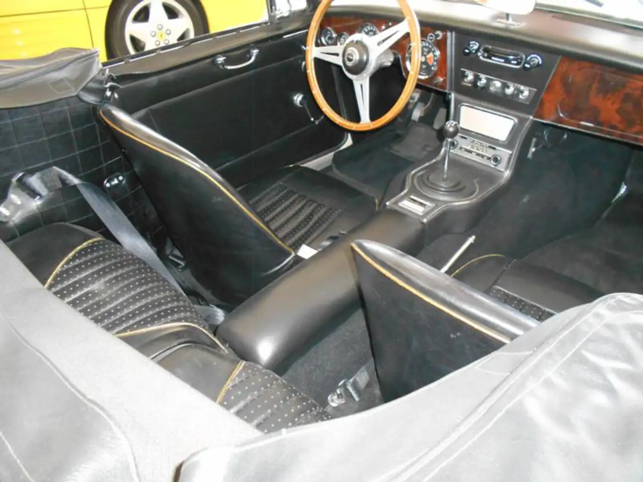 Austin-Healey 3000 Mk III BJ8, foto 12