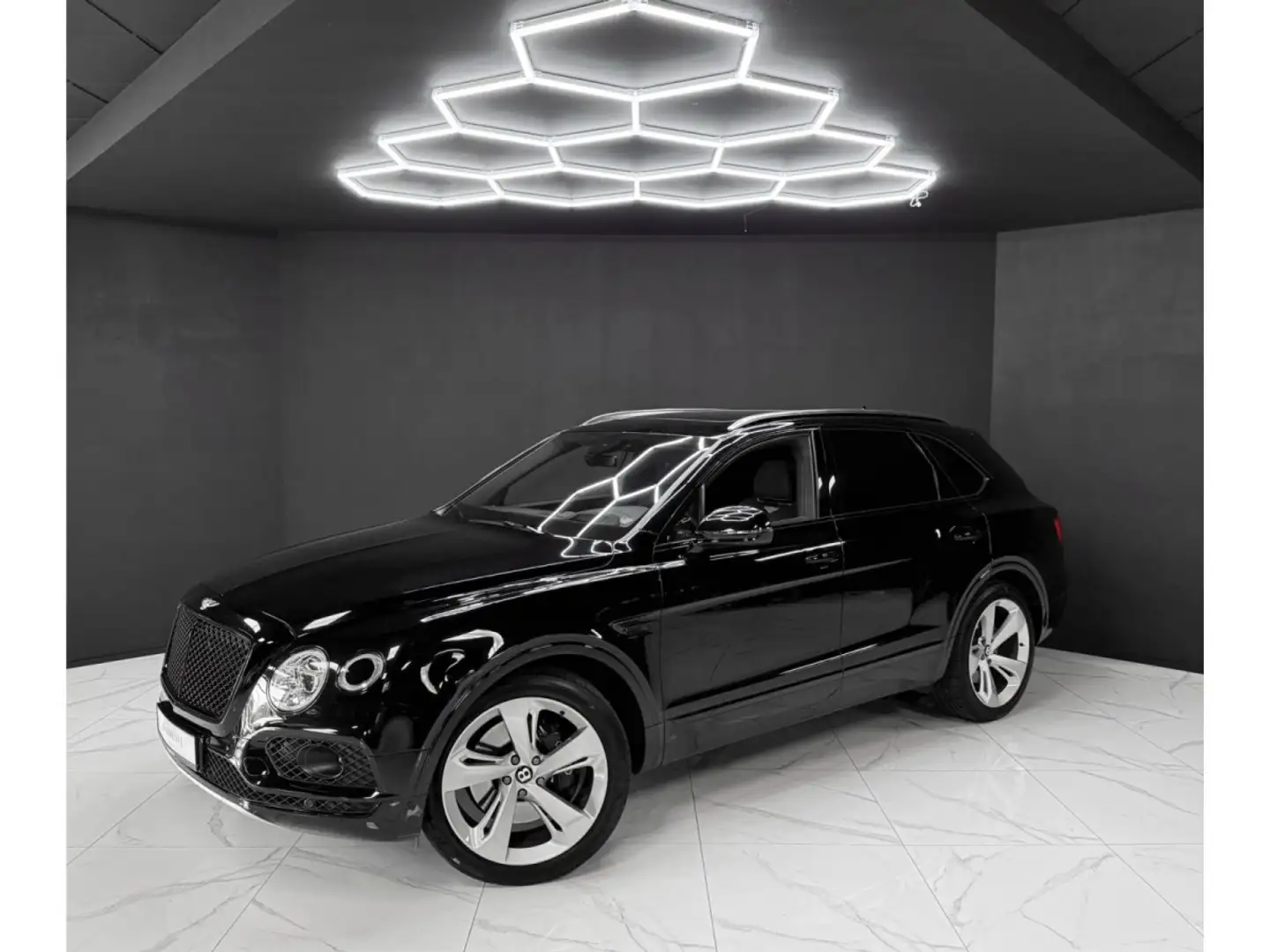 Bentley Bentayga 4.0 V8 Noir - 1