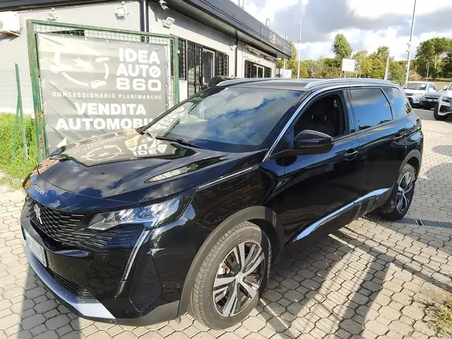 2023 Peugeot 5008 in Black for sale