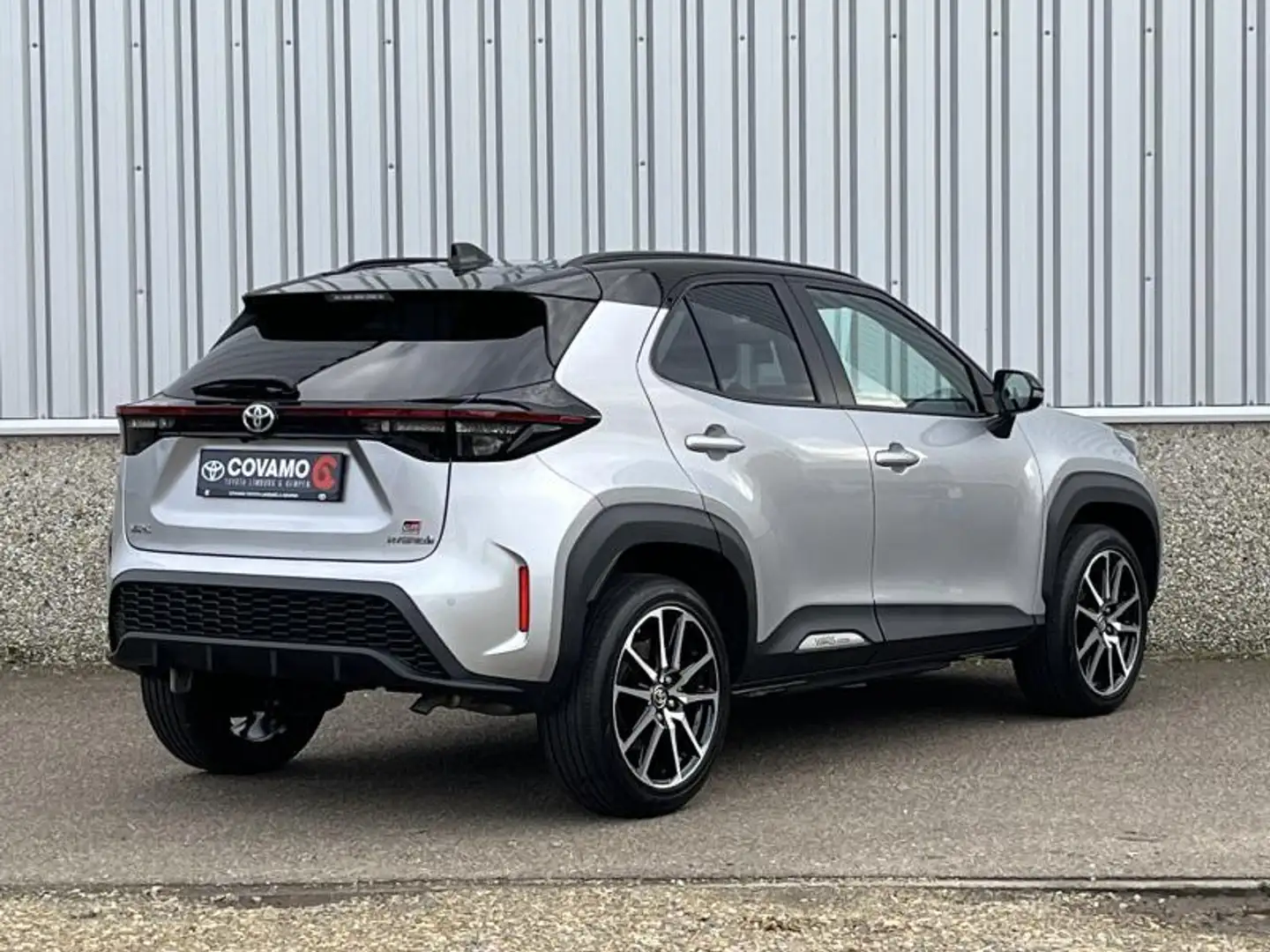 Toyota Yaris Cross Hybrid GR Sport / 12.000 KM ! Silber - 2