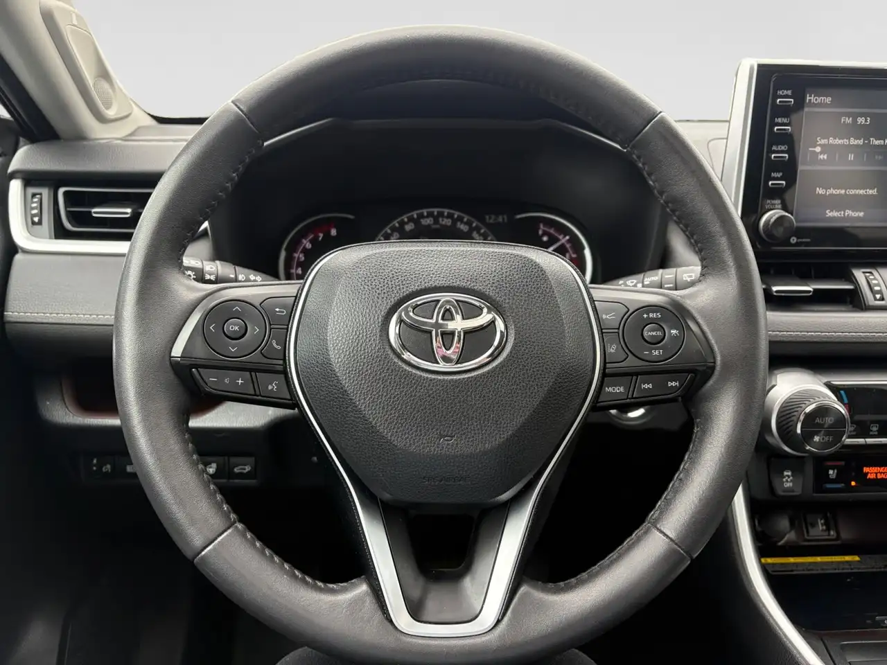 Toyota RAV 4 снимка Toyota RAV 4