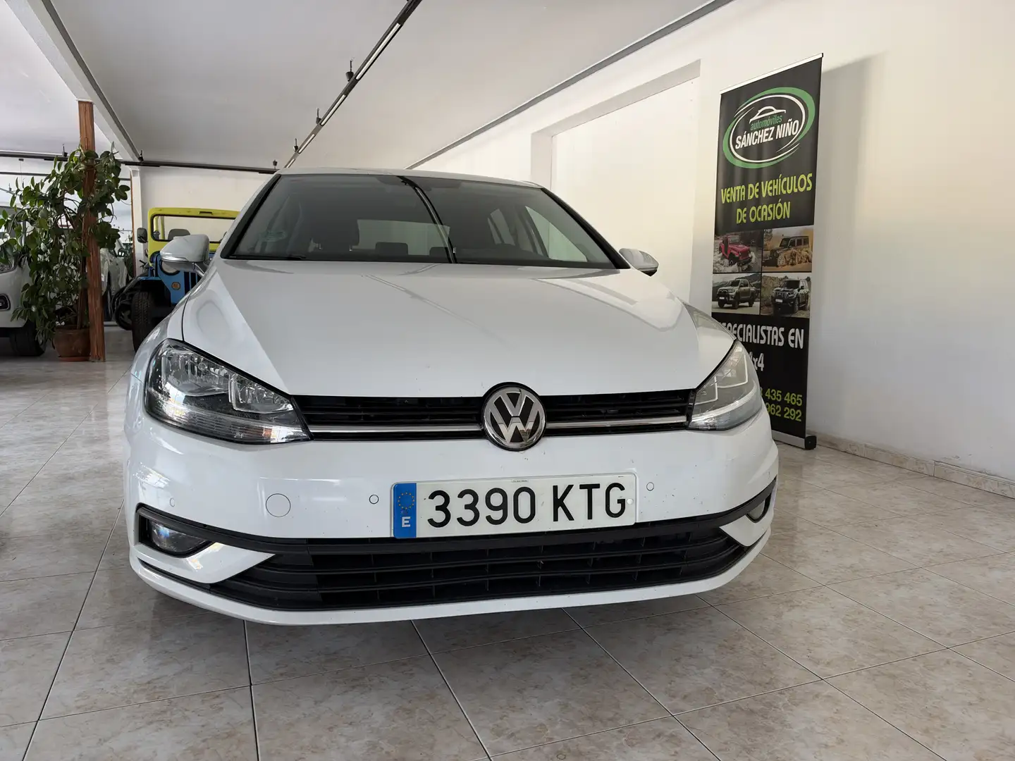 Volkswagen Golf 1.6TDI Advance 85kW Blanco - 1