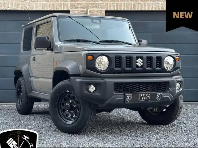 Suzuki Jimny ** ATTELAGE - CARPLAY - UTILITAIRE - CAM - UNIQUE PROPRIO - FULL SUZUKI SERVICE **
