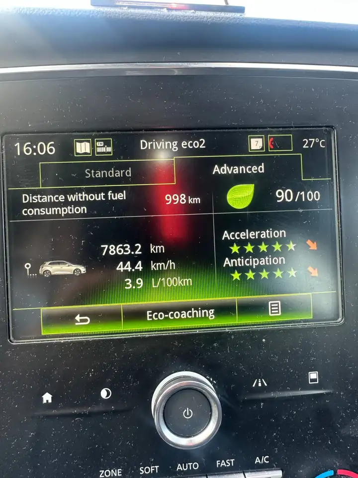 Renault Megane Berline — photo 4