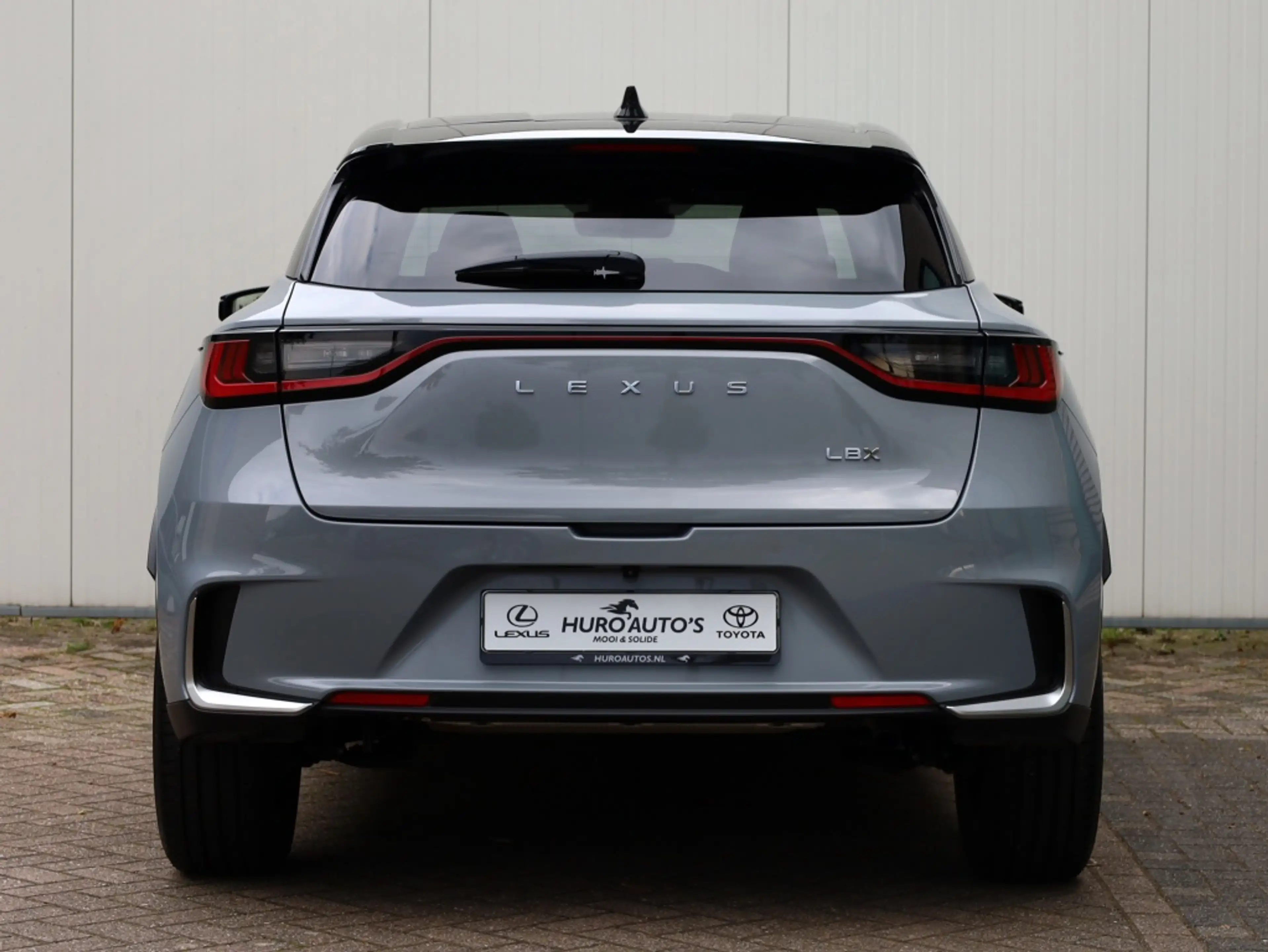 Lexus LBX 1.5 Cool 2WD | Carplay | Memory Seat | Leder/Suede — photo 4