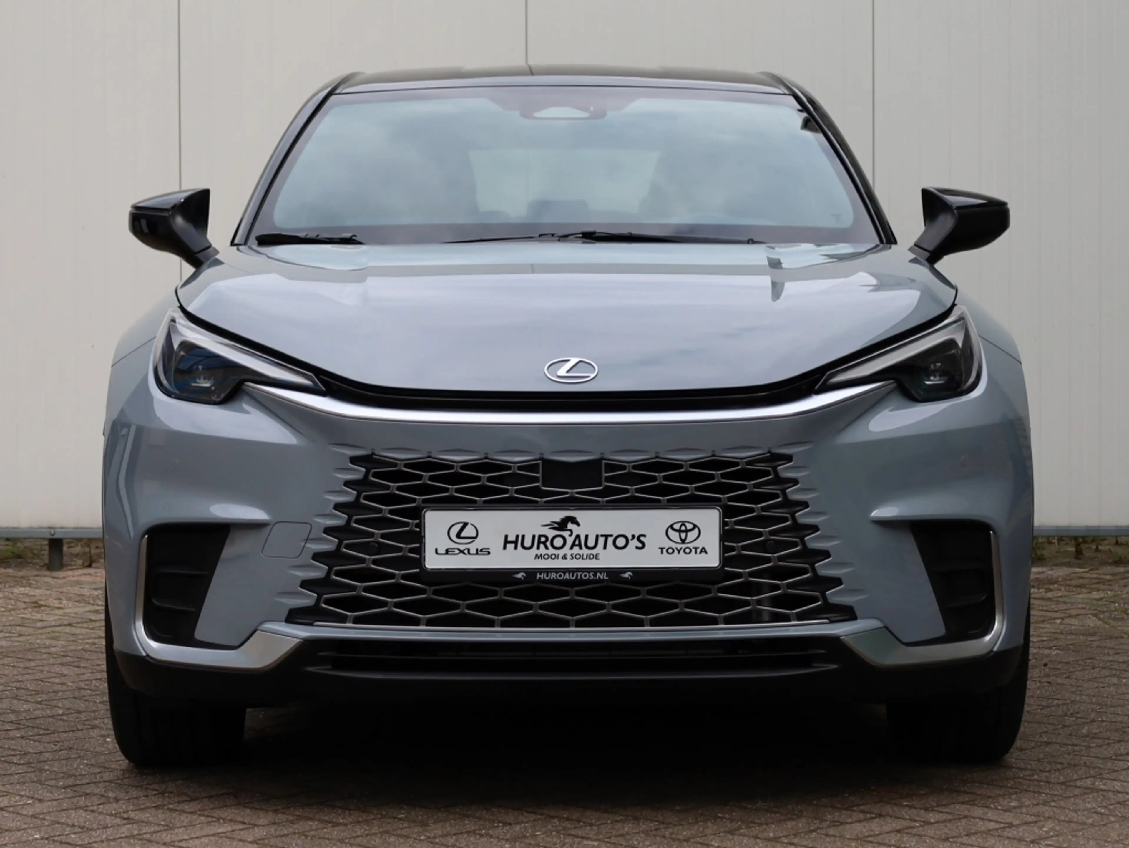 Lexus LBX 1.5 Cool 2WD | Carplay | Memory Seat | Leder/Suede — photo 2