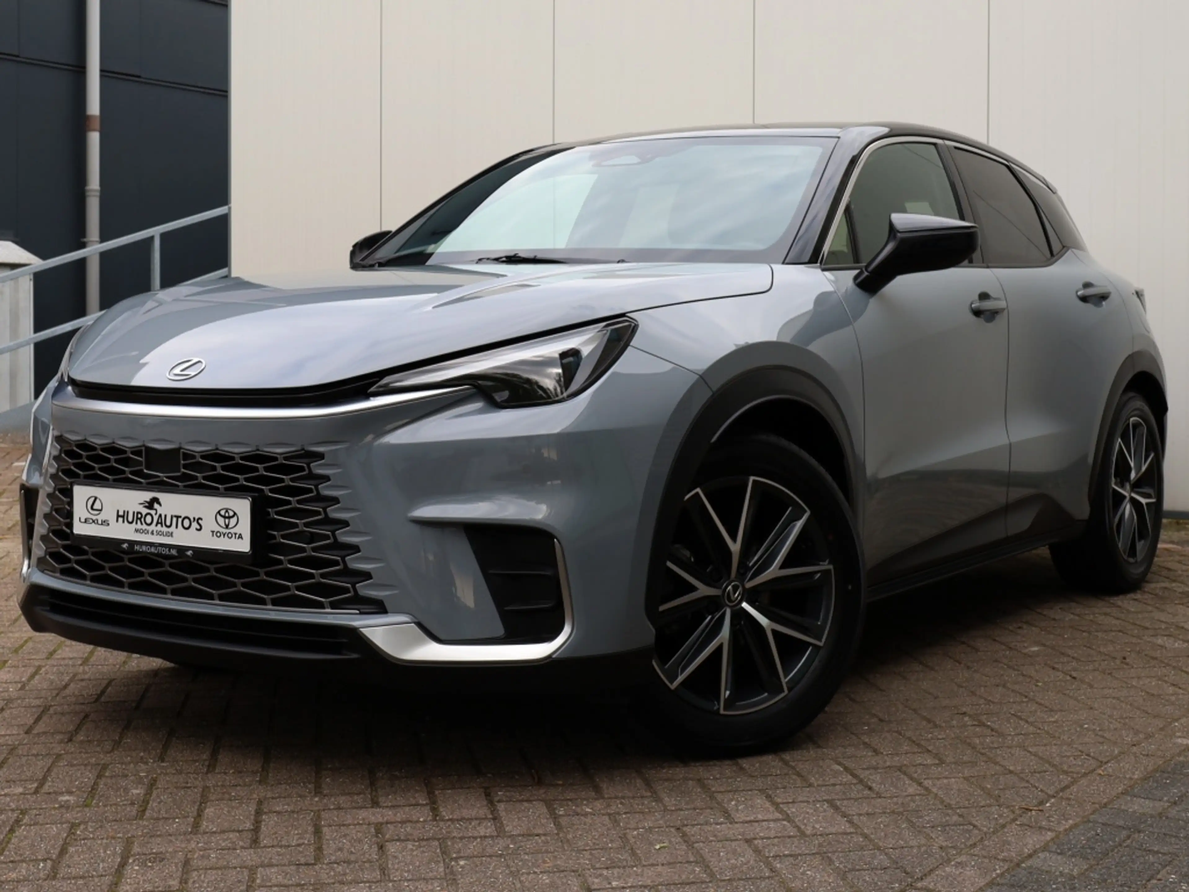 Lexus LBX 1.5 Cool 2WD | Carplay | Memory Seat | Leder/Suede — photo 10