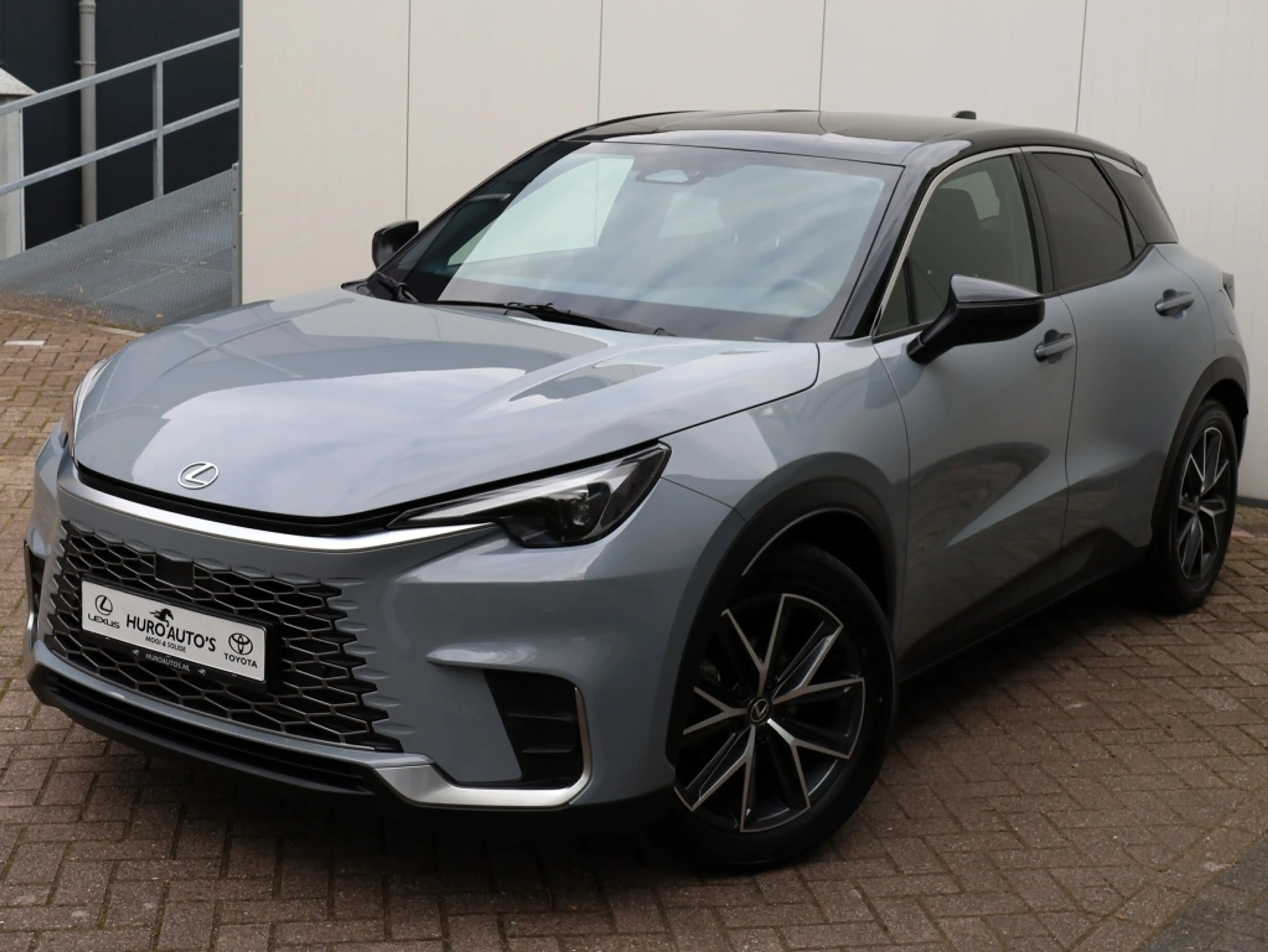 Lexus LBX 1.5 Cool 2WD | Carplay | Memory Seat | Leder/Suede — photo 33