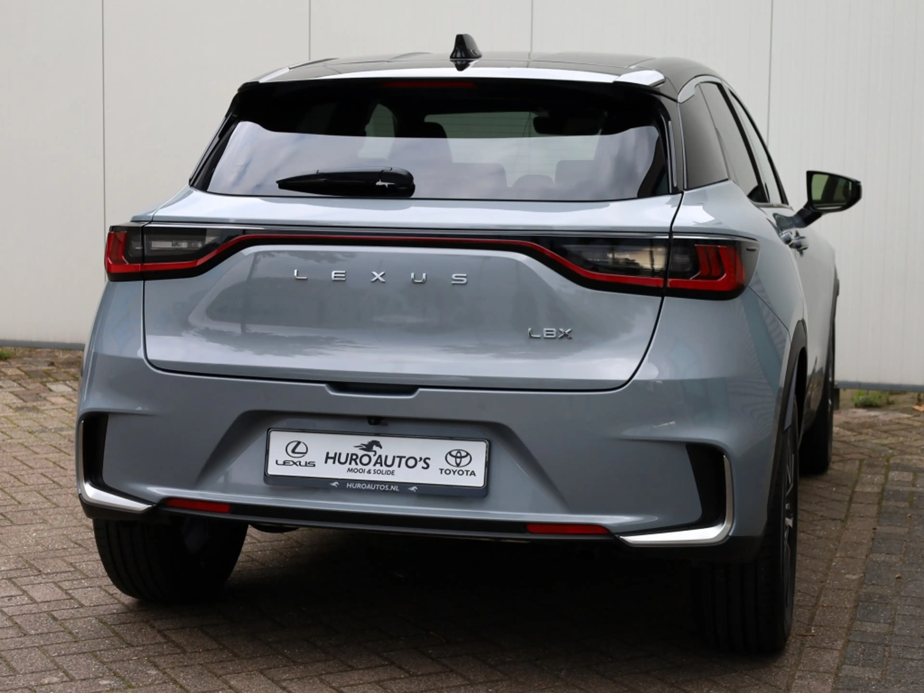 Lexus LBX 1.5 Cool 2WD | Carplay | Memory Seat | Leder/Suede — photo 37