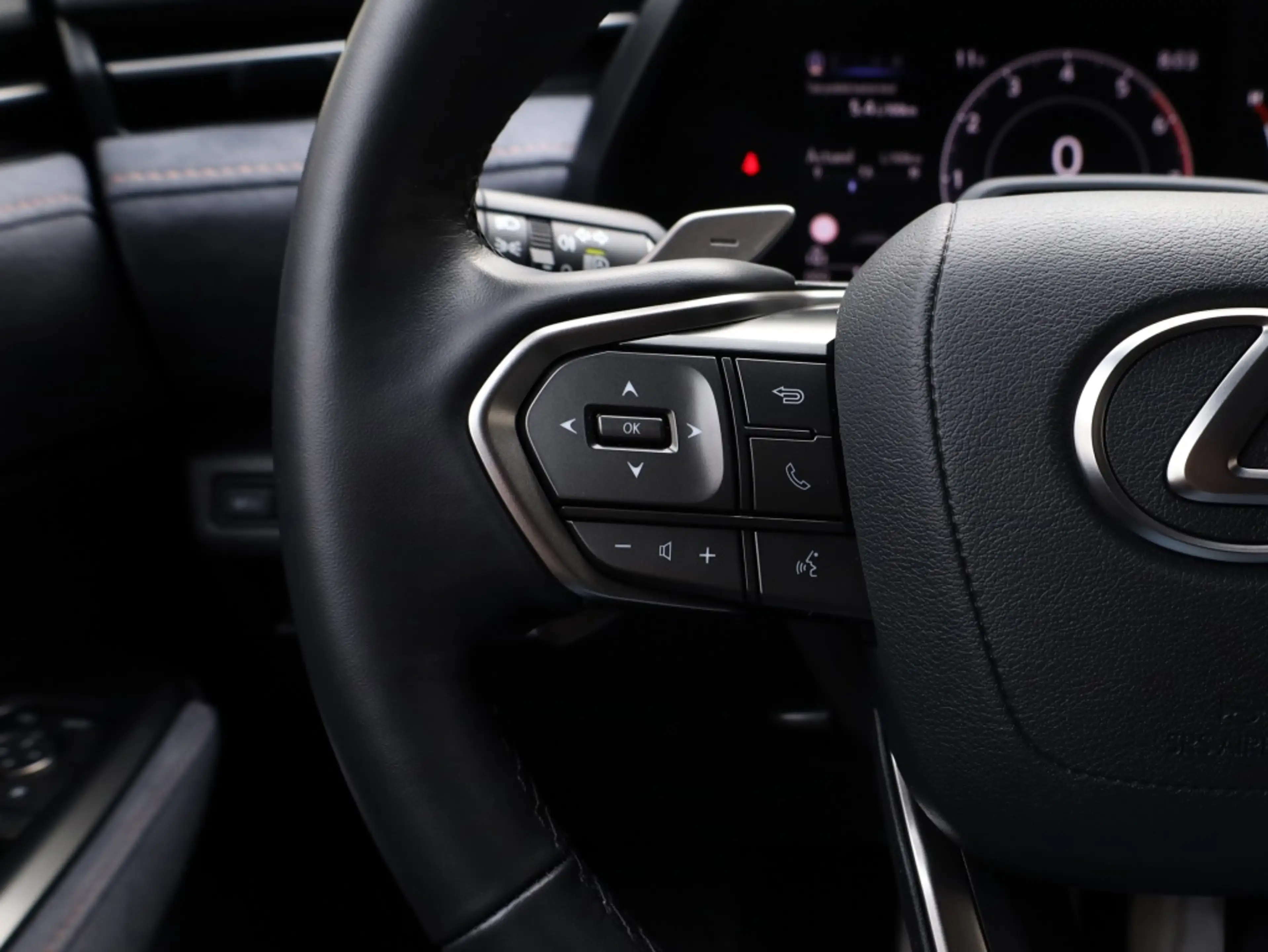Lexus LBX 1.5 Cool 2WD | Carplay | Memory Seat | Leder/Suede — photo 24