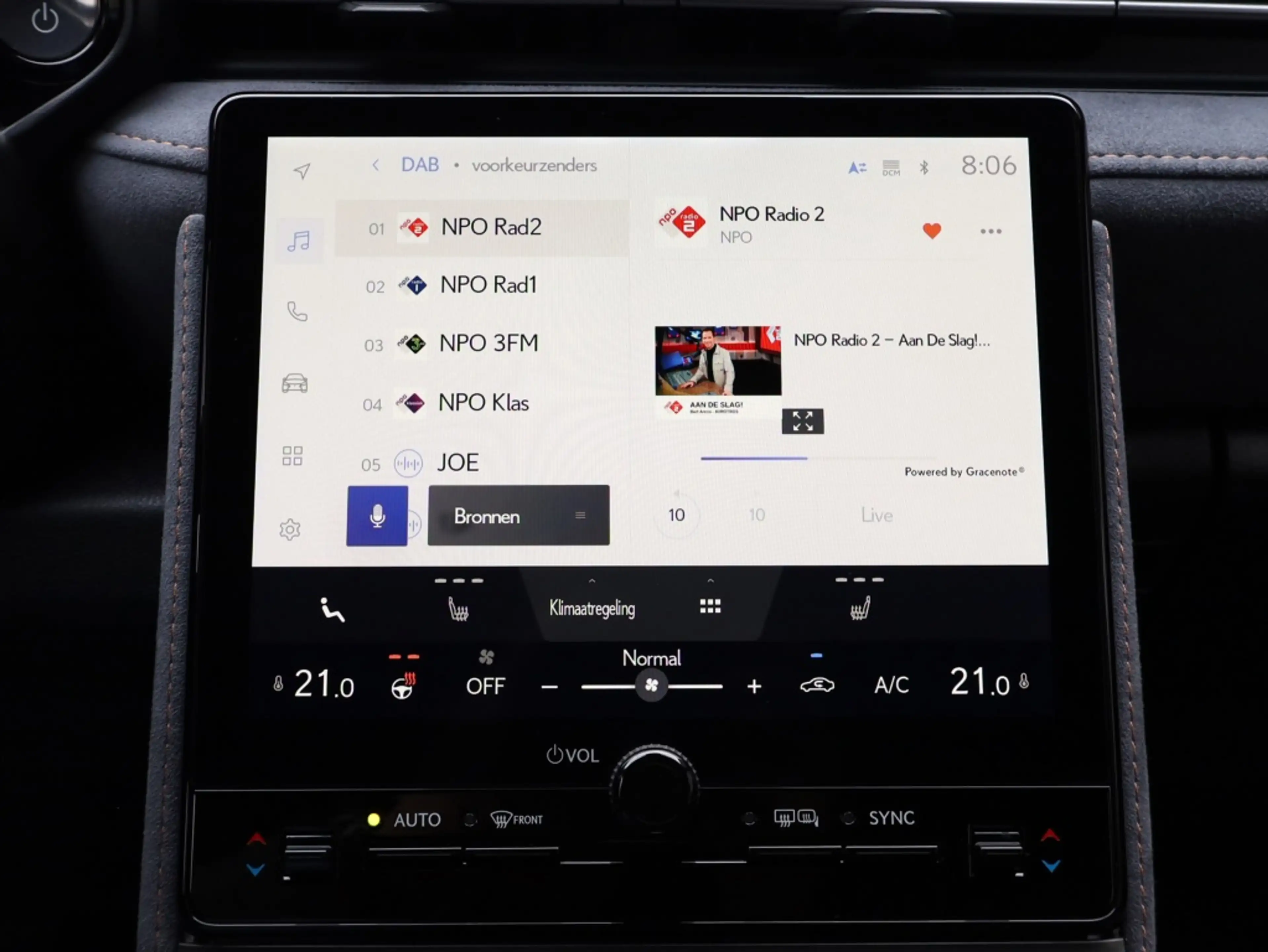 Lexus LBX 1.5 Cool 2WD | Carplay | Memory Seat | Leder/Suede — photo 20