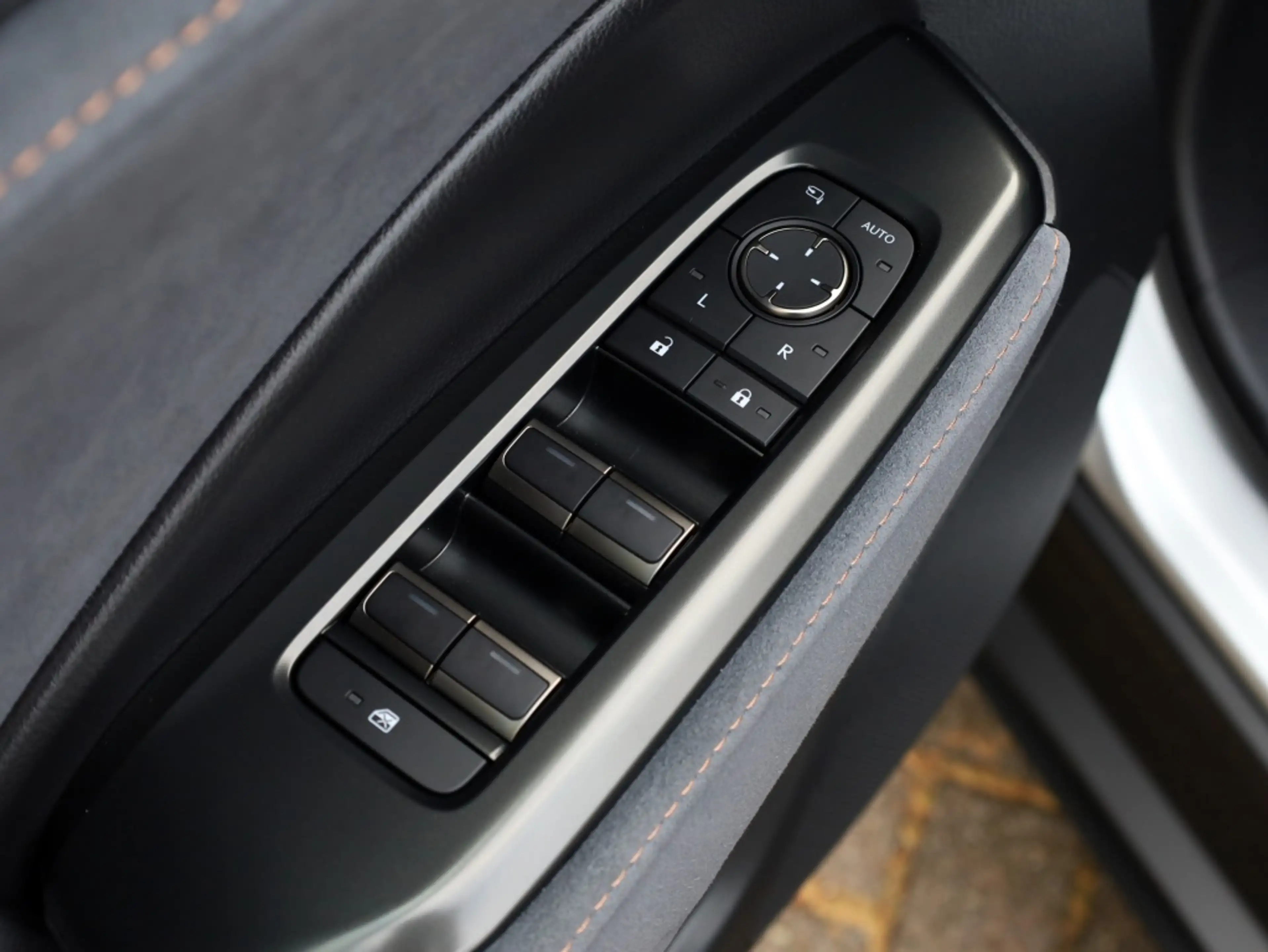 Lexus LBX 1.5 Cool 2WD | Carplay | Memory Seat | Leder/Suede — photo 28