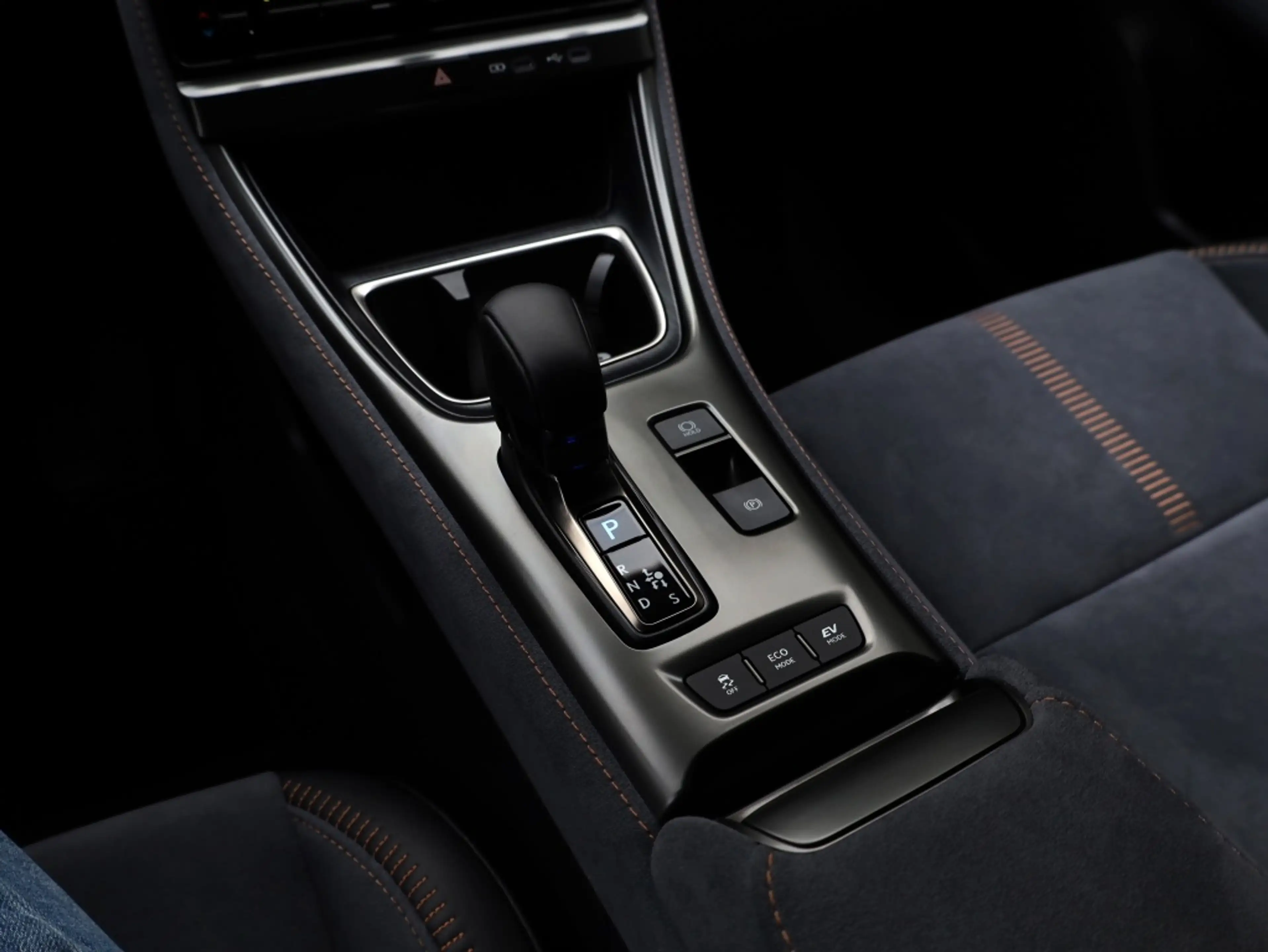 Lexus LBX 1.5 Cool 2WD | Carplay | Memory Seat | Leder/Suede — photo 22