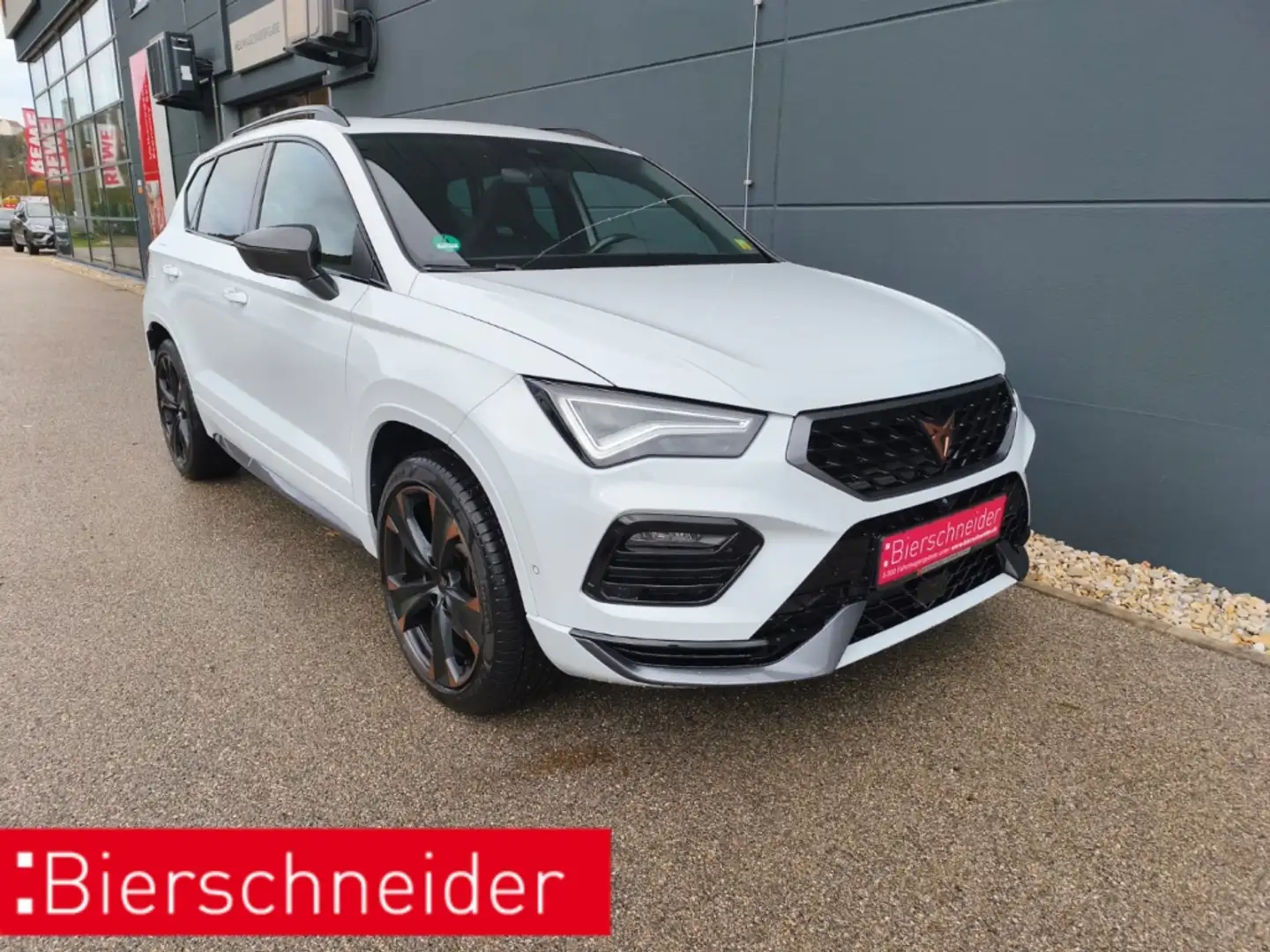 CUPRA Ateca 2.0 TSI DSG 4DRIVE PANO AHK eSITZ BEATS Weiß - 2