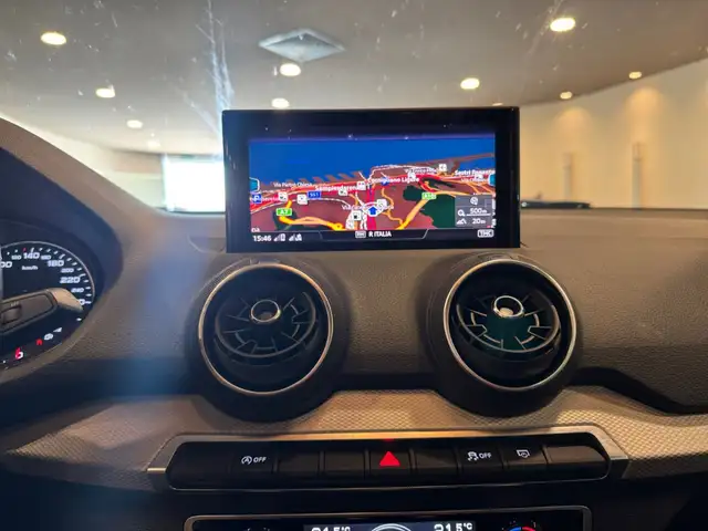 Audi Q2 view 14