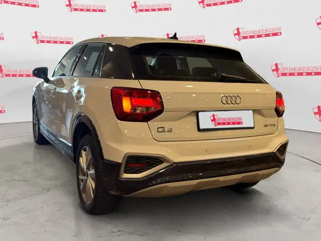 Audi Q2 view 2