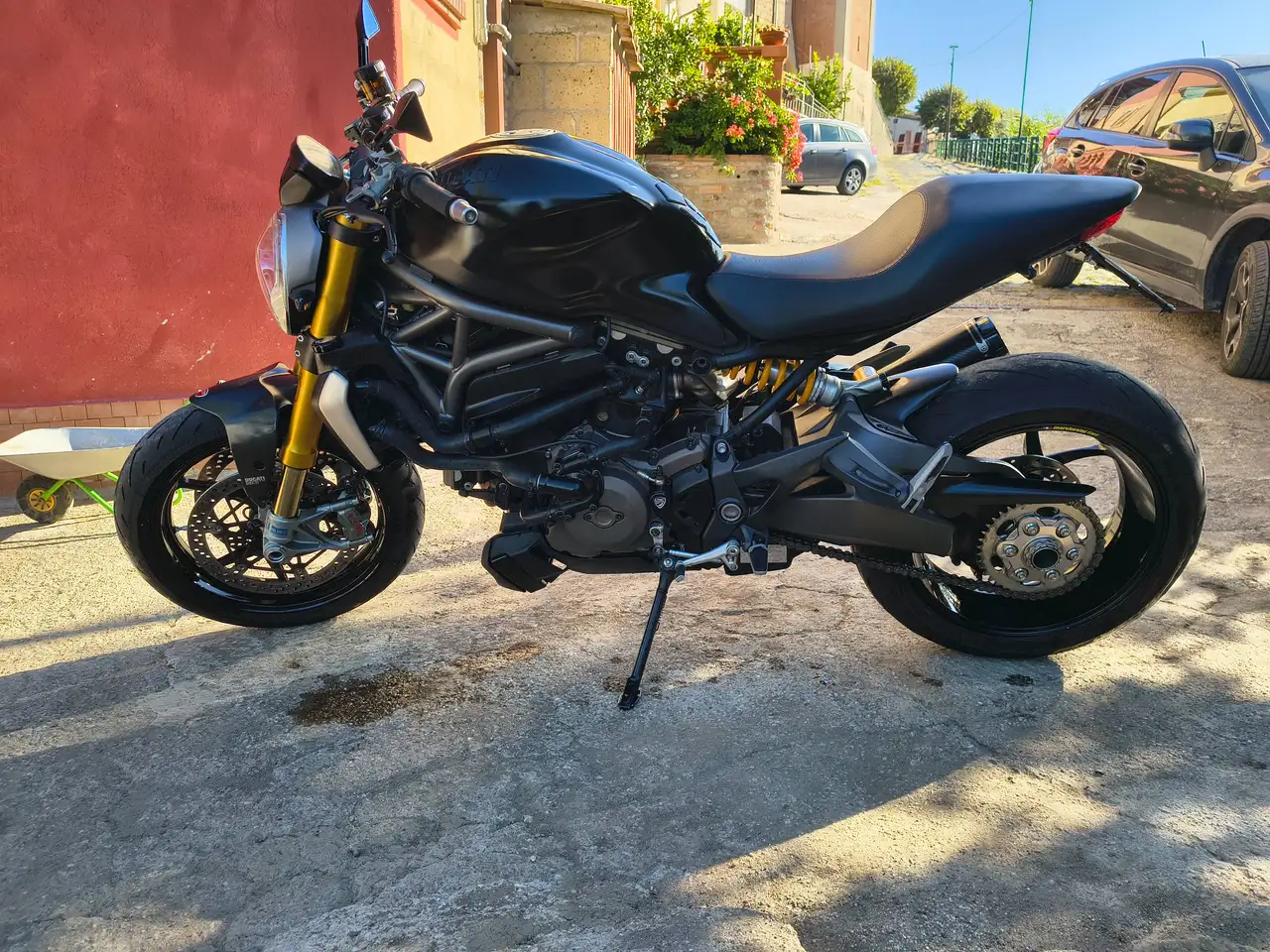 Ducati Monster 1200