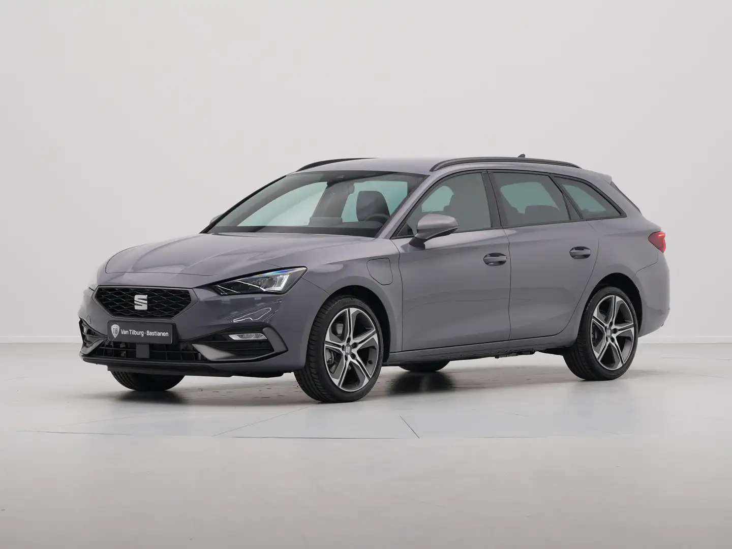 SEAT Leon e-Hybrid Sportstourer FR Business - eHybrid | Achteruitrijc Gris - 2